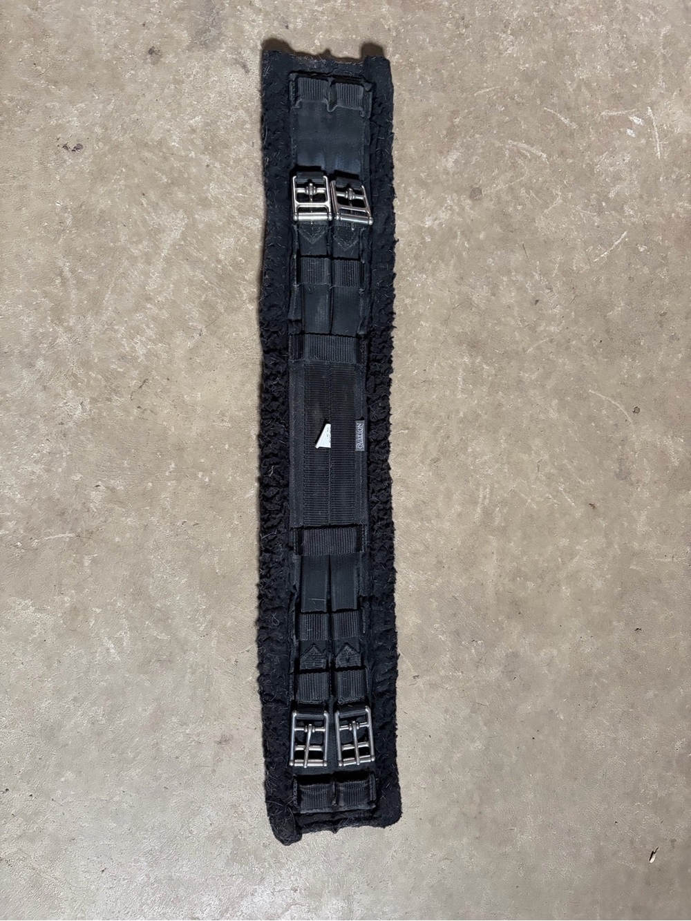 Ovation dressage girth, black, 48”